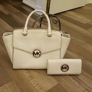 Michael Kors Beige Leather Handbag and Wallet set